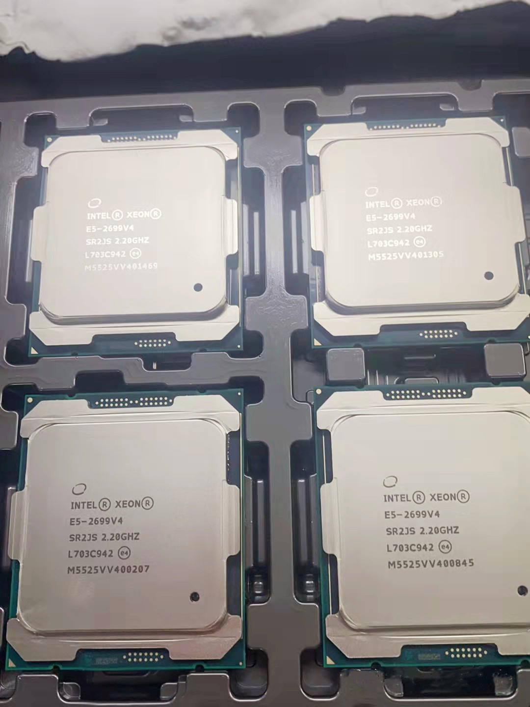 오리지널 서버 CPU 인텔 제온 E5-2699 V4 프 - E5 2699 V4 리뷰 및 가격